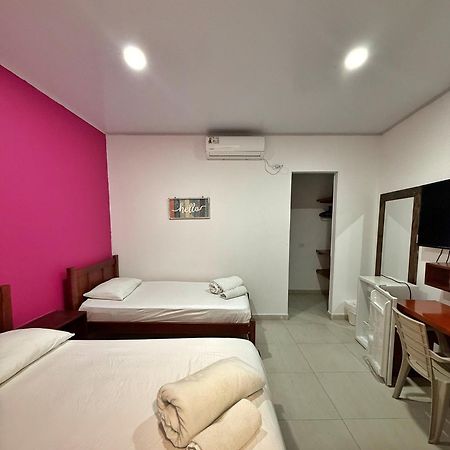 Apartahotel Caribe Diez San Andrés Exterior foto