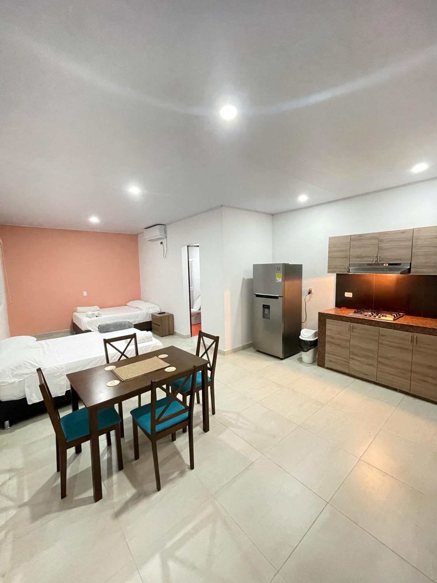 Apartahotel Caribe Diez San Andrés Quarto foto