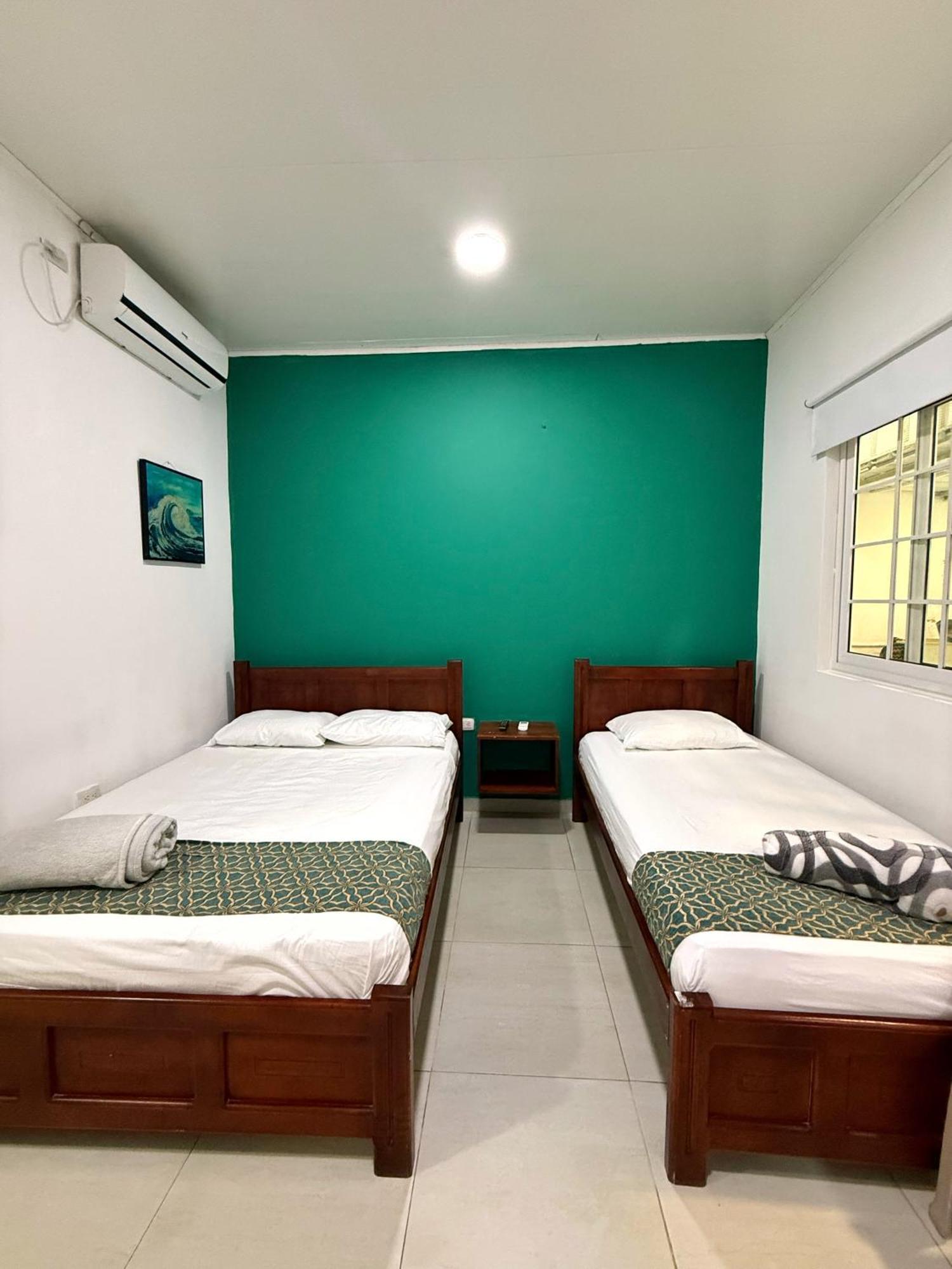 Apartahotel Caribe Diez San Andrés Exterior foto