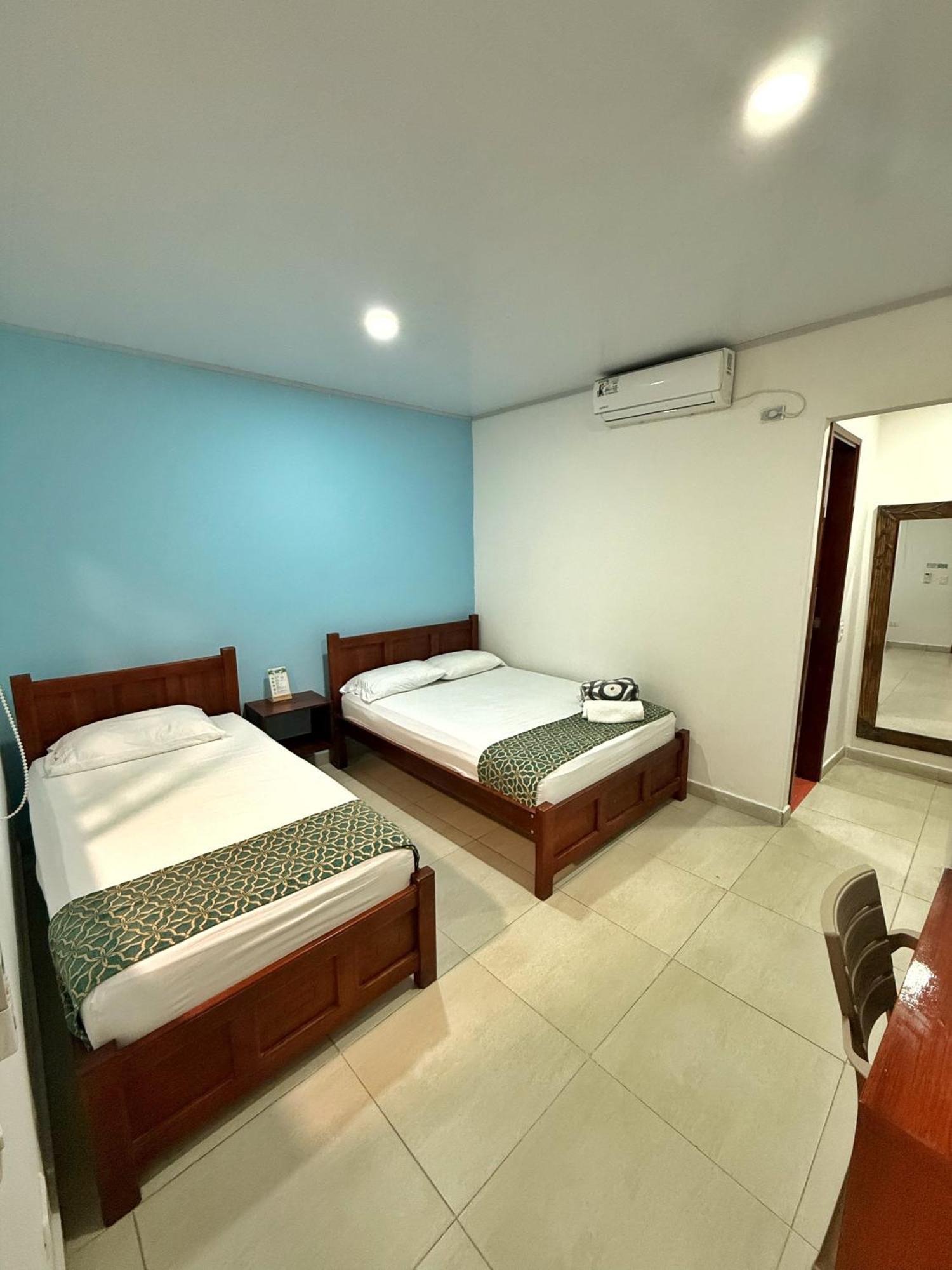 Apartahotel Caribe Diez San Andrés Exterior foto