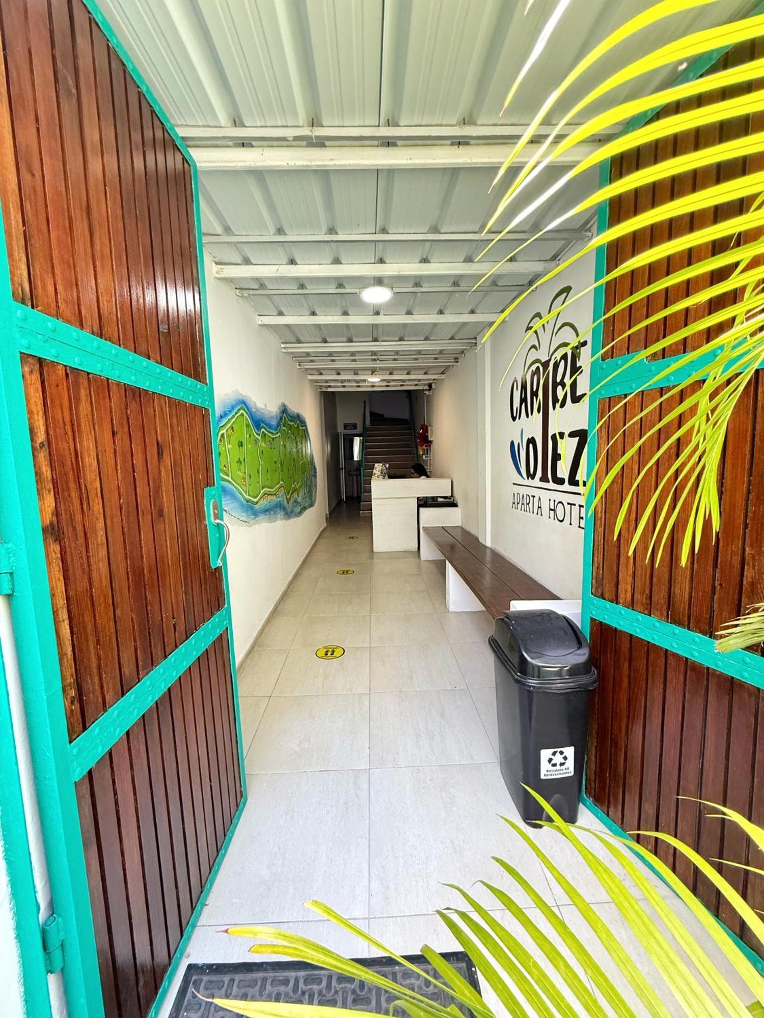 Apartahotel Caribe Diez San Andrés Exterior foto