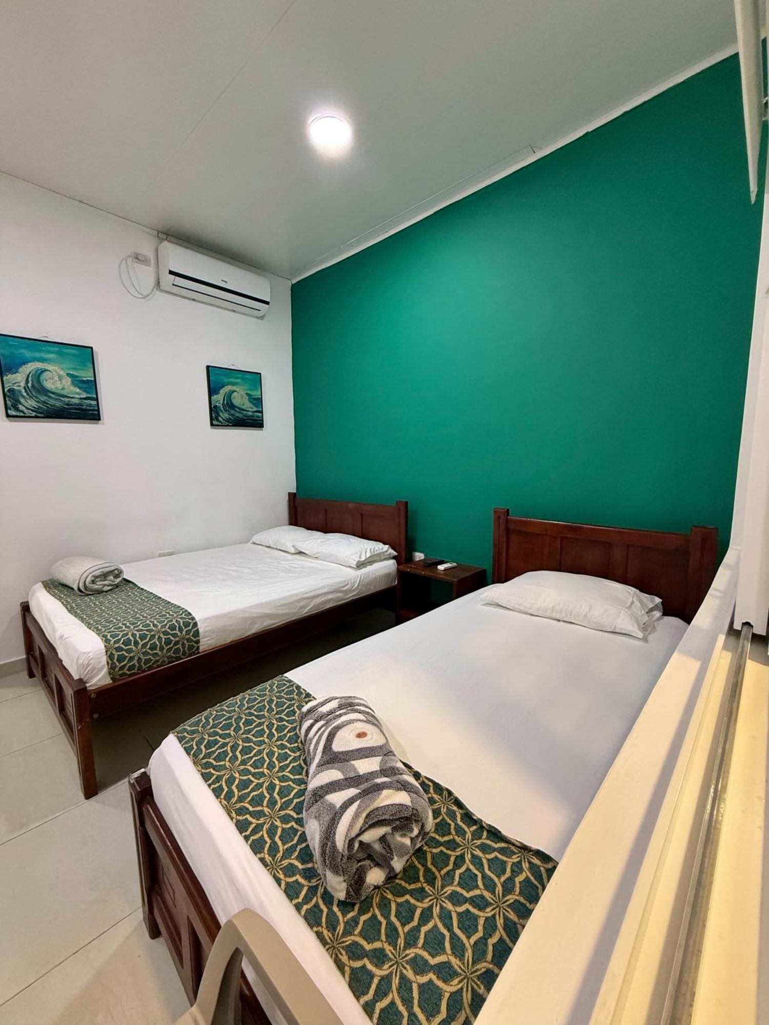 Apartahotel Caribe Diez San Andrés Exterior foto